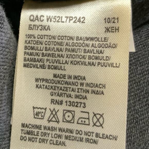 Wrangler Denim Shirt Womens S Long Sleeve Pearl Snap Chest Pocket Button Up NWT - Picture 11 of 16